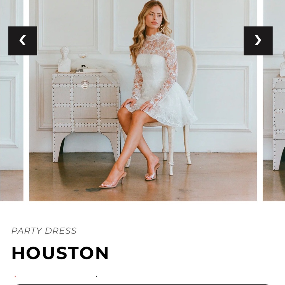 Untamed Petals - Houston